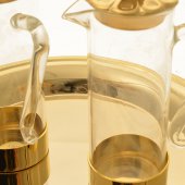 Immagine di 'Servizio ampolline in vetro e ottone dorato liscio "Ravenna"'