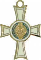 Immagine di 'Croce San Benedetto coniata con bagno d'oro 24 kt con smalto bianco - 2,6 cm'