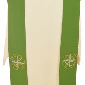Immagine di 'Stola verde con ricamo a croce greca e pesci stilizzati'