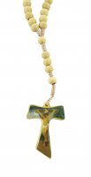 Immagine di 'Rosario in legno con croce tau resinata e legatura in seta'