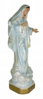 Immagine di 'Statua Madonna di Medjugorje in gesso madreperlato dipinta a mano - 20 cm'