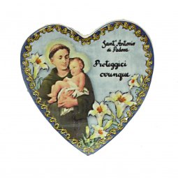 Copertina di 'Magnete in ceramica a forma di cuore "Sant'Antonio di Padova proteggici ovunque" - dimensioni 6 x 5,5 cm'