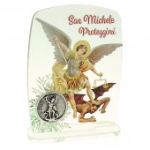 Quadretto da appoggio in plexiglass trasparente "San Michele Proteggimi" con medaglia - dimensioni 11 x 8 cm