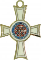 Immagine di 'Croce San Benedetto coniata con bagno d'oro 24 kt con smalto bianco - 2,6 cm'
