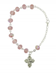 Copertina di 'Braccialetto-rosario con 11 grani di colore rosa e croce'