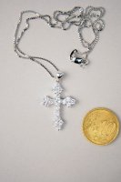 Immagine di 'Collana in argento con croce trilobata di zirconi'