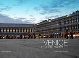 Copertina di 'Venice, an entire world.'