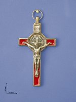 Croce in metallo di "San Benedetto" su sfondo rosso - altezza 8 cm