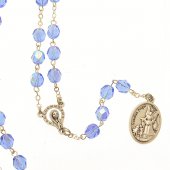 Immagine di 'Rosario San Michele Arcangelo blu in mezzo cristallo'