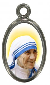 Copertina di 'Medaglia Madre Teresa di Calcutta in metallo nichelato e resina - 2,5 cm'