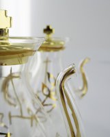 Immagine di 'Ampolline con vassoio in vetro con beccuccio e decoro dorato - 100 cc'