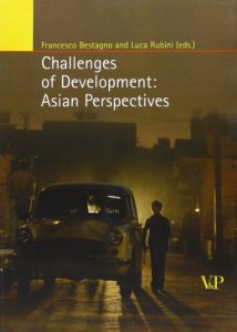 Copertina di 'Challenges of development: asian perspectives.'