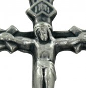 Immagine di 'Croce con Cristo riportato in metallo ossidato - 4,5 cm'