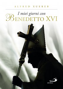 Copertina di 'I miei giorni con Benedetto XVI'
