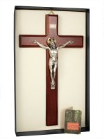 Immagine di 'Croce in legno di faggio con Cristo argentato - altezza 28 cm'