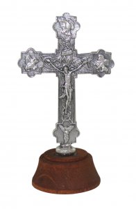 Copertina di 'Croce da tavolo in metallo argentato con base in legno - 5 cm'