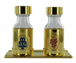 Copertina di 'Ampolline / Bottiglie acqua e vino con vassoio oro'